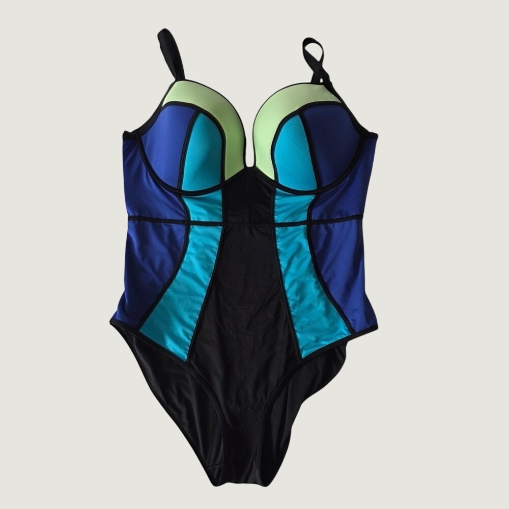 City Chic Color Block One-Piece Swimsuit Underwire Large 20 Plus Bathing Suit
